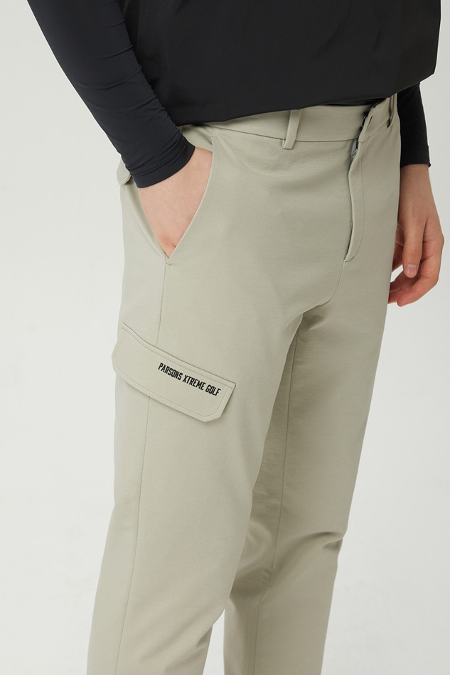 MEN SEMI-TAPERED FIT PANTS