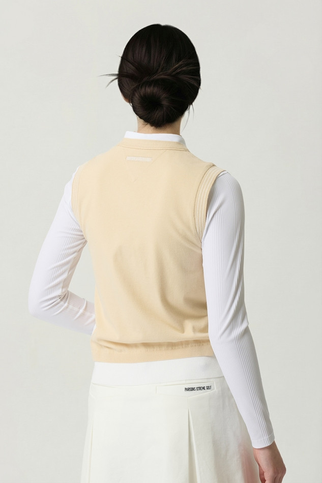 WOMEN V-NECK KNIT VEST
