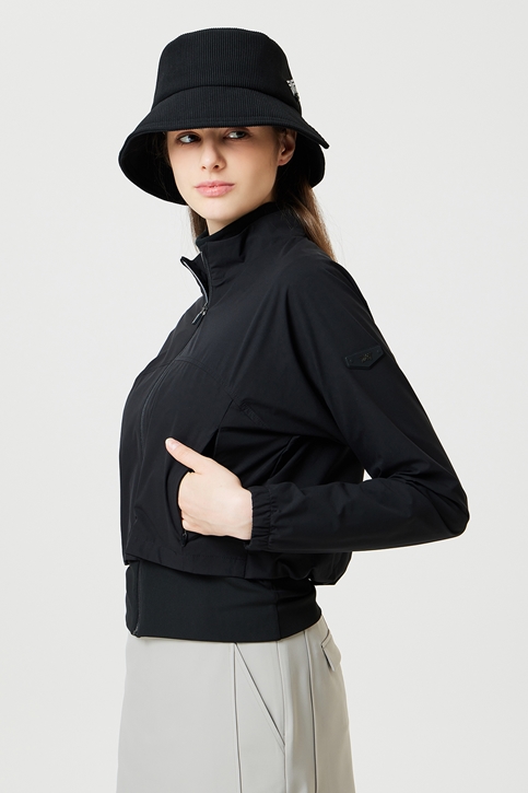 WOMEN PERFORMANCE SWING JACKET