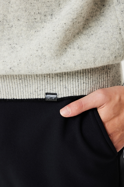 WINTER HALF ZIP-UP WINDPROOF SWEATER