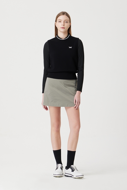 WOMEN ROUND NECK SWEATER VEST