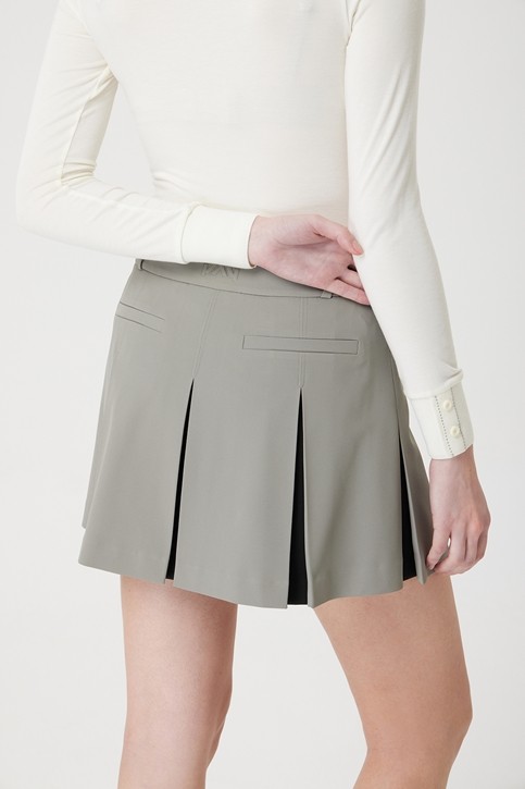 WOMEN PLEATED SKIRT