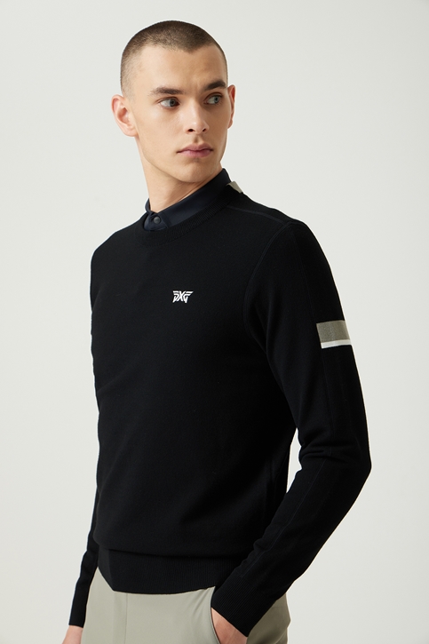 BASIC ROUND NECK SWEATER