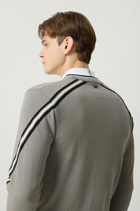 WINTER ROUND WINDPROOF SWEATER