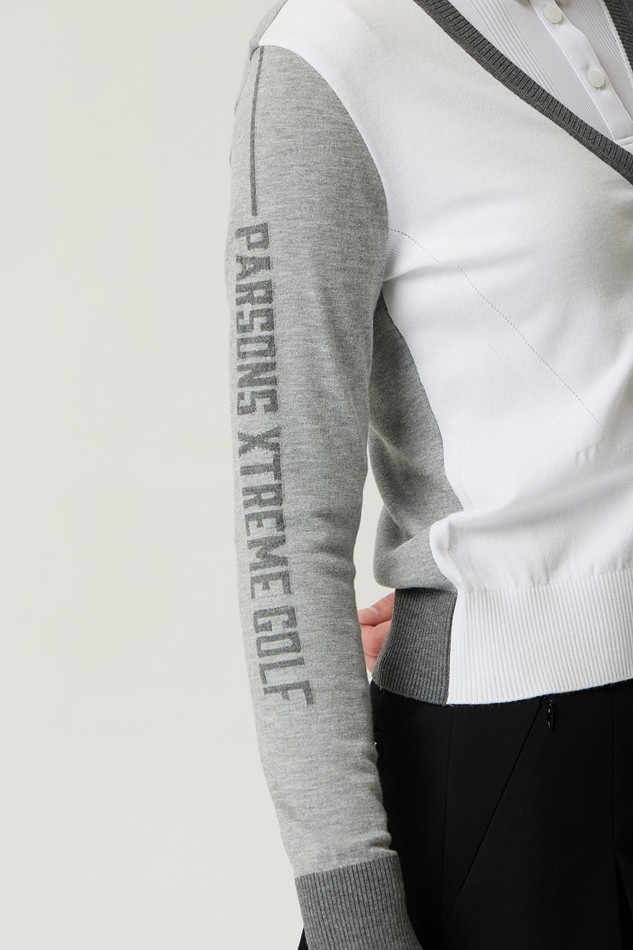 WOMEN V-NECK KNIT CARDIGAN