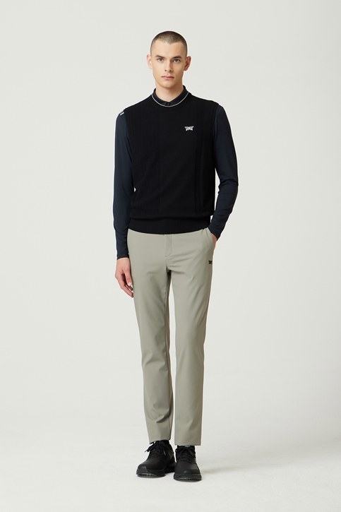 ROUND NECK SWEATER VEST