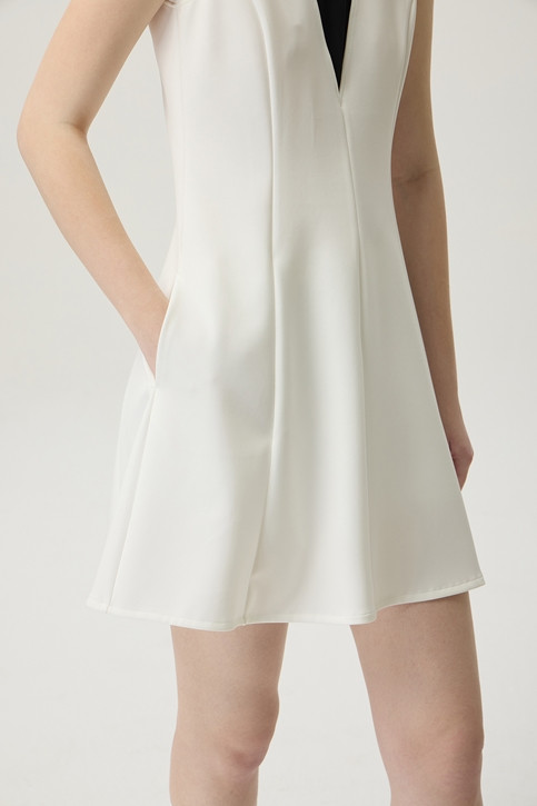 WMNS MOCK NECK OP