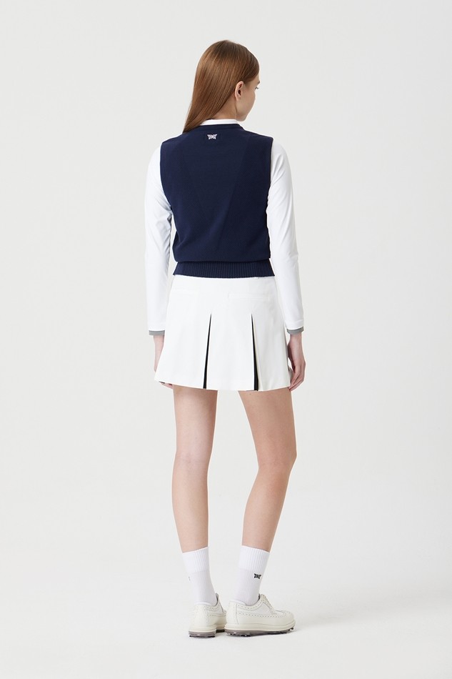 WOMEN ROUND NECK SWEATER VEST