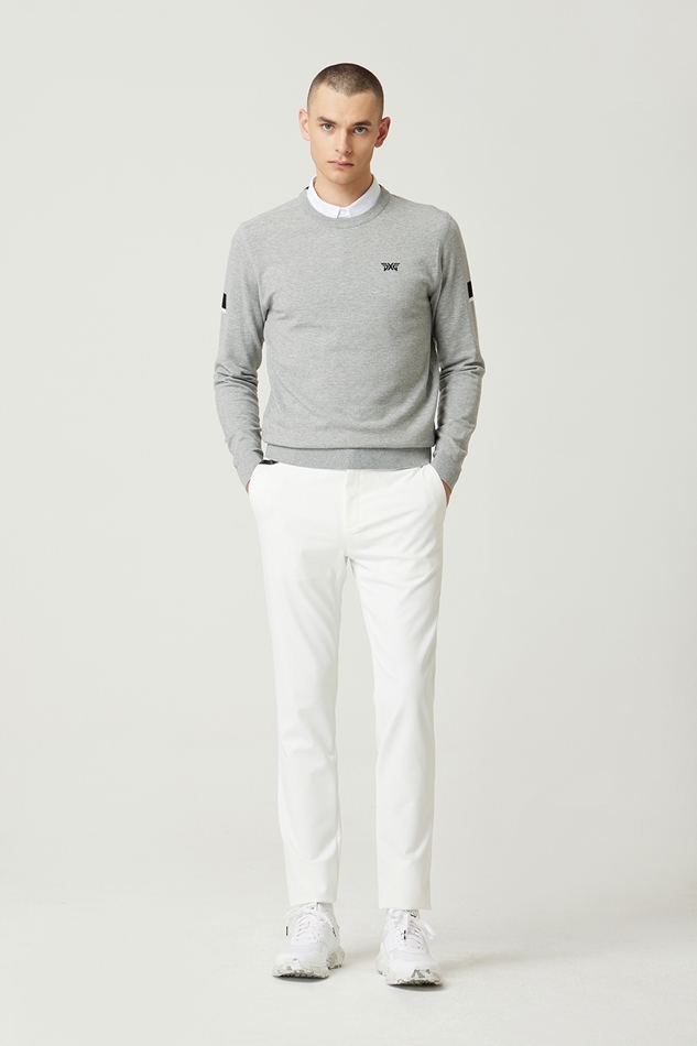 BASIC ROUND NECK SWEATER