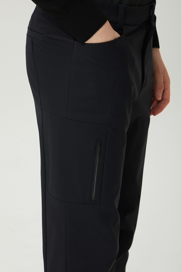 MEN JOGGER FIT PANTS