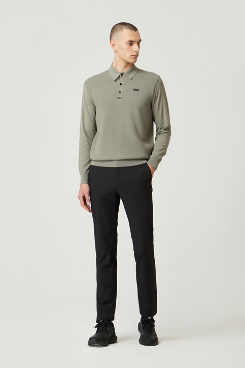 COLLARED SWEATER