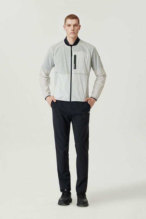 MEN PERFORMANCE LIGHT WEIGHT JACKET