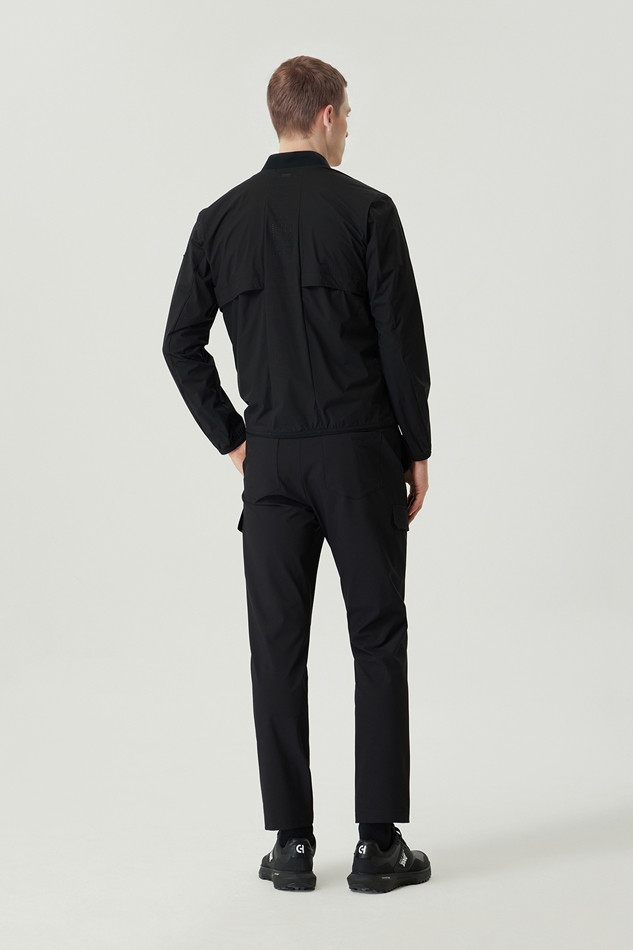 MEN PERFORMANCE LIGHT WEIGHT JACKET