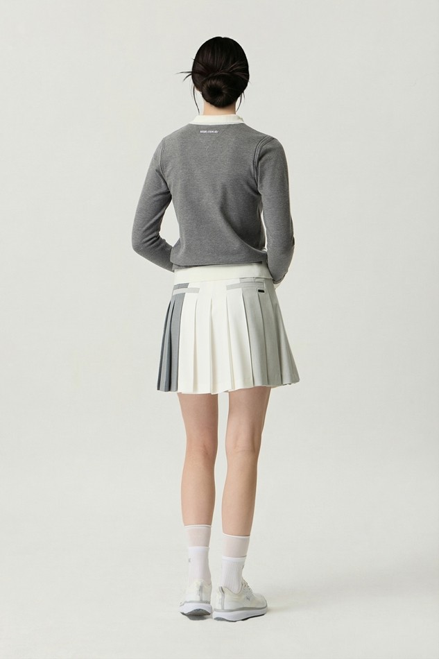 WOMEN TRICOLOR PLEATED SKIRTS